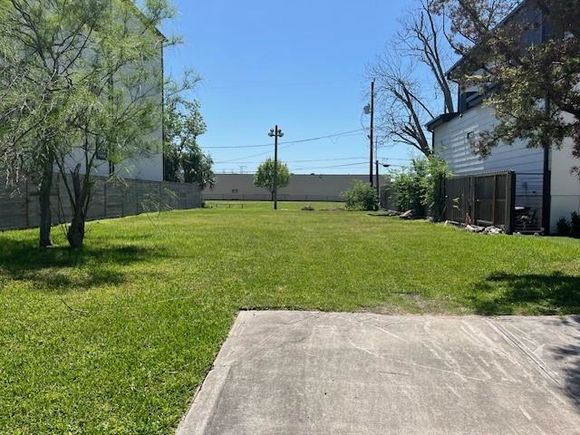 4315 Lafayette Street Bellaire, TX Plot of land Active - Photo 1 of 2. Opens carousel modal