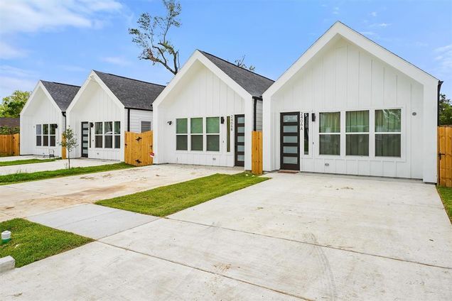 2406 Mann Street Unit D Houston, TX House Sold - Photo 1 of 1. Opens carousel modal