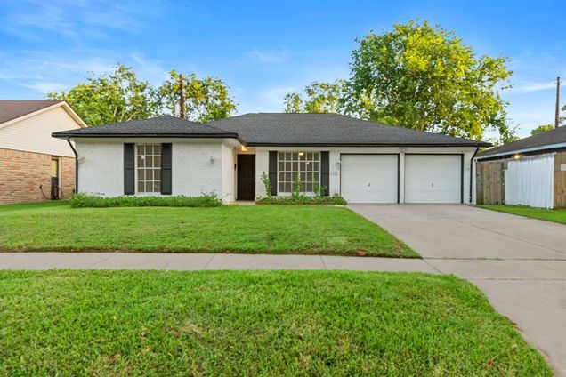 6403 Tiffany Drive