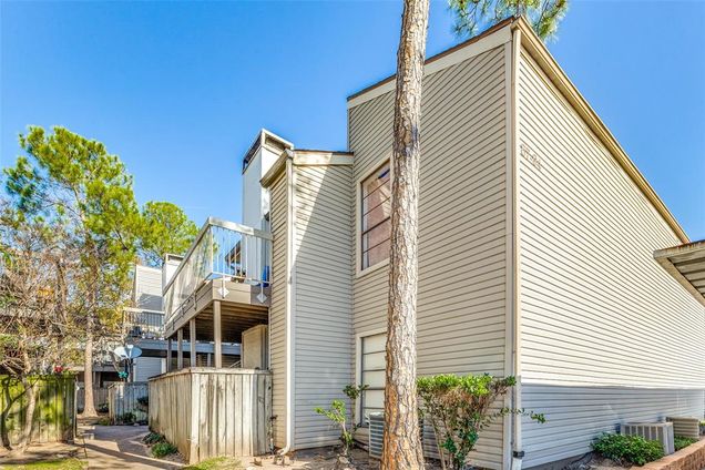 9707 Richmond Avenue Unit 91 Houston, TX Townhouse Sold - Photo 1 of 1. Opens carousel modal