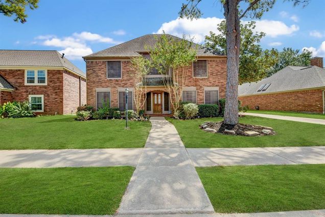 4407 Knightsbridge Boulevard Sugar Land, TX House Sold - Photo 1 of 1. Opens carousel modal