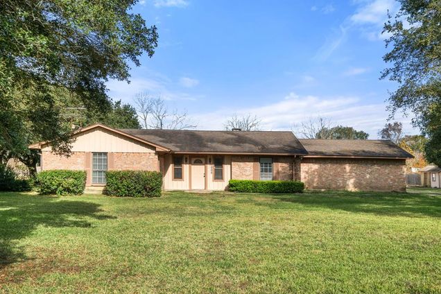 1005 Redberry Hill Road Baytown, TX House Pending - Photo 1 of 38. Opens carousel modal