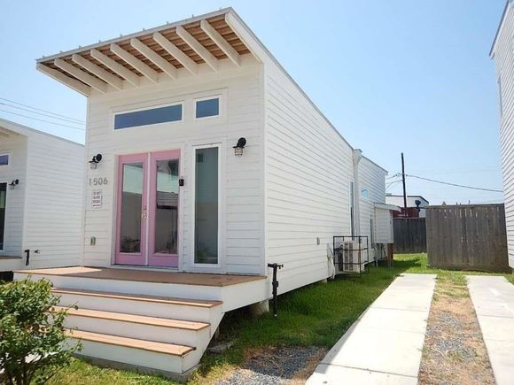 1506 Dumble Street Houston, TX House Active - Photo 1 of 11. Opens carousel modal