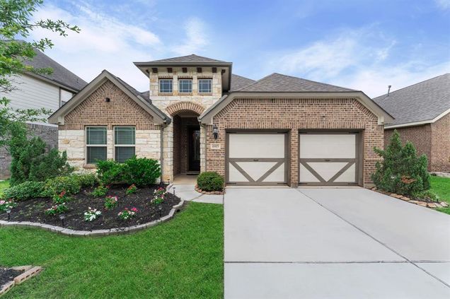 6915 Northchester Drive
