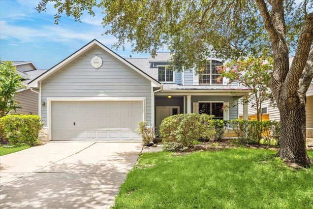 1202 Lexington Green Drive