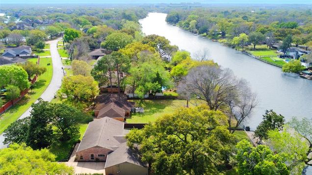 314 Oyster Creek Drive Sugar Land, TX House Sold - Photo 1 of 1. Opens carousel modal