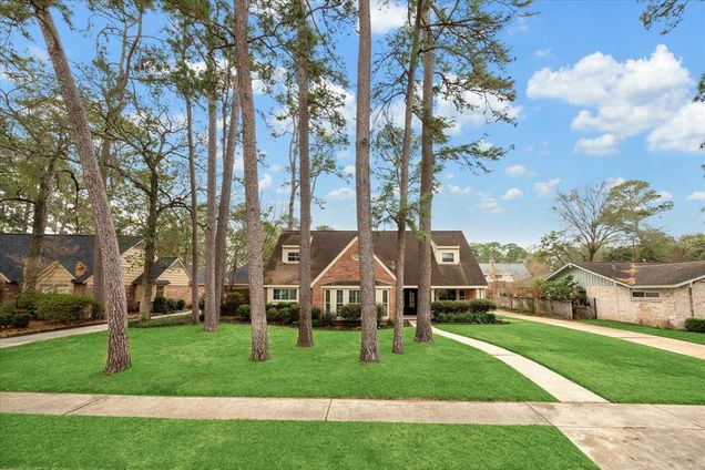 12319 Old Oaks Drive Houston, TX House Active - Photo 1 of 33. Opens carousel modal