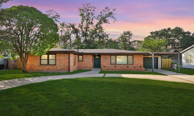 6718 W Bayou Drive Hitchcock, TX House Sold - Photo 1 of 1. Opens carousel modal