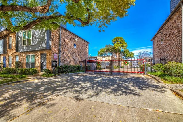 6202 Skyline Drive Unit 33 Houston, TX Townhouse Sold - Photo 1 of 1. Opens carousel modal