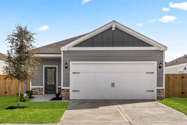 6423 Winter Elm Street Houston, TX House Active - Photo 1 of 7. Opens carousel modal