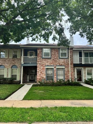 5800 Lumberdale Road Unit 4 Houston, TX Townhouse Active - Photo 1 of 1. Opens carousel modal