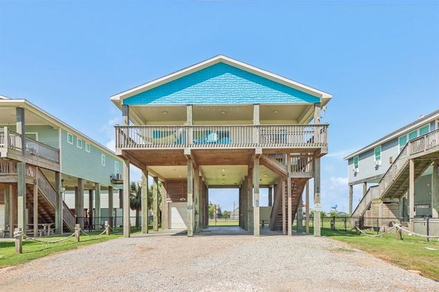 989 Meynig Drive