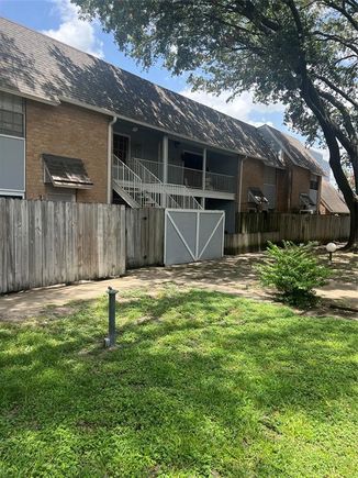 1433 Cedar Post Lane Unit 17 Houston, TX Townhouse Sold - Photo 1 of 1. Opens carousel modal