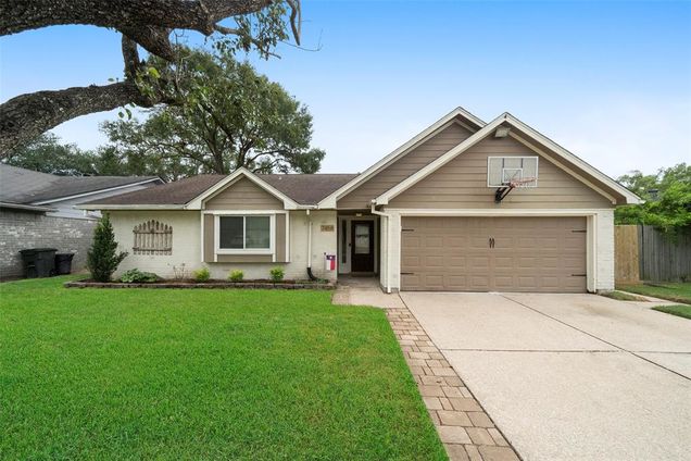 7458 Woodoak Drive Houston, TX House Sold - Photo 1 of 1. Opens carousel modal