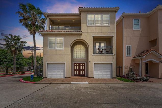 6107 S Arrowana Lane