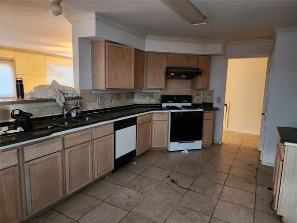 8022 Golf Green Circle Houston, TX House Sold - Photo 1 of 1. Opens carousel modal