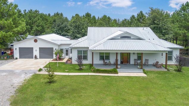 1022 Fm 1696 Road W Huntsville, TX House Active - Photo 1 of 50. Opens carousel modal