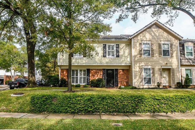 9670 Westview Drive Unit 1 Houston, TX Townhouse Sold - Photo 1 of 1. Opens carousel modal