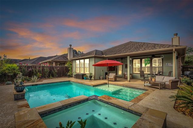 2516 Amy Lee Drive