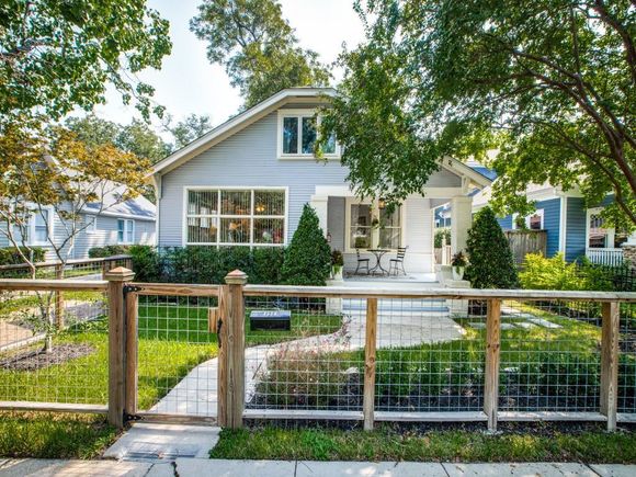 1524 Columbia Street Houston, TX House Sold - Photo 1 of 1. Opens carousel modal