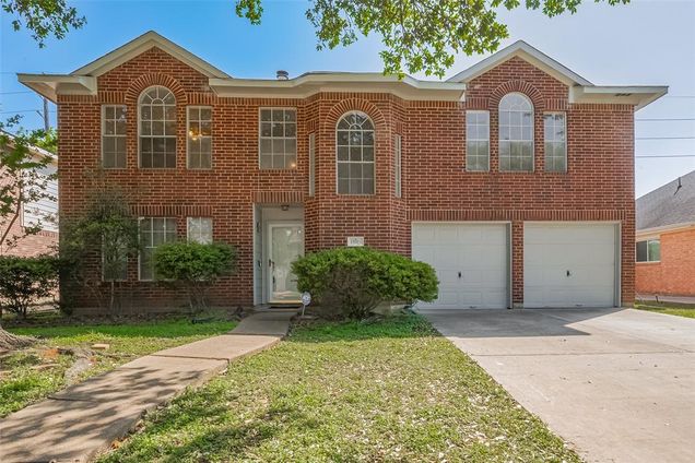 15911 Mission Glen Drive Houston, TX House Active - Photo 1 of 50. Opens carousel modal