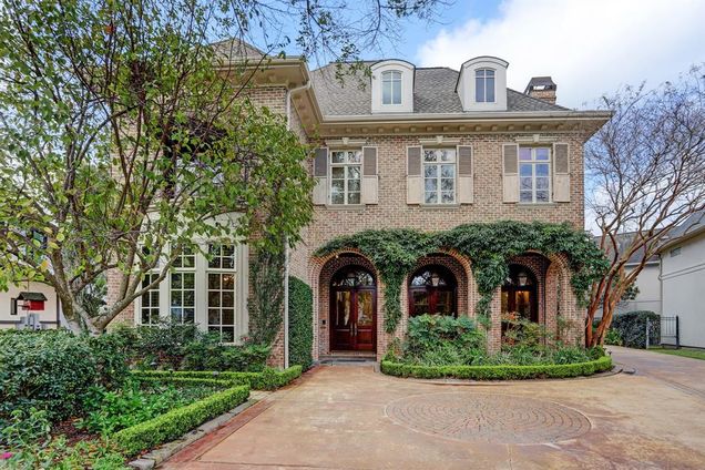 7 Rains Way Houston, TX House Sold - Photo 1 of 1. Opens carousel modal