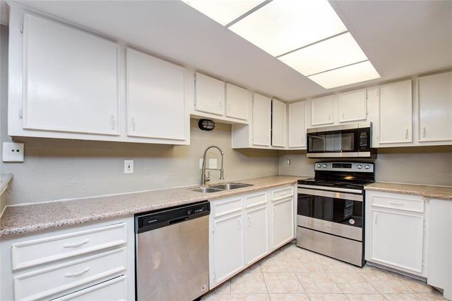 8373 La Roche Lane Houston, TX Townhouse Sold - Photo 1 of 1. Opens carousel modal