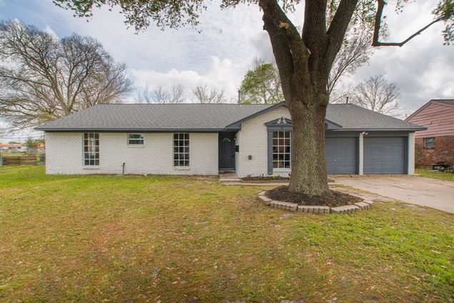 4303 Brookfield Drive Houston, TX House Sold - Photo 1 of 1. Opens carousel modal