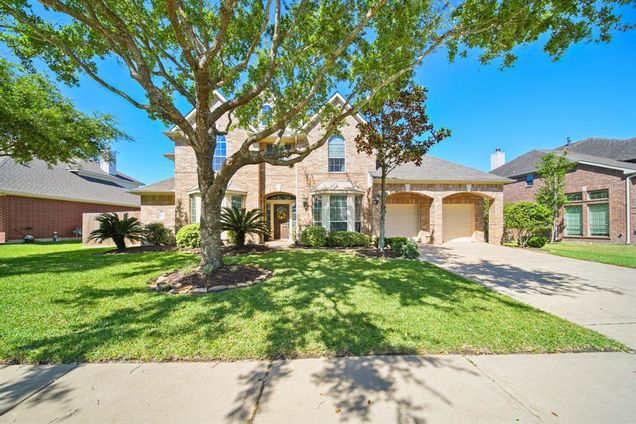 11907 Eden Creek Drive