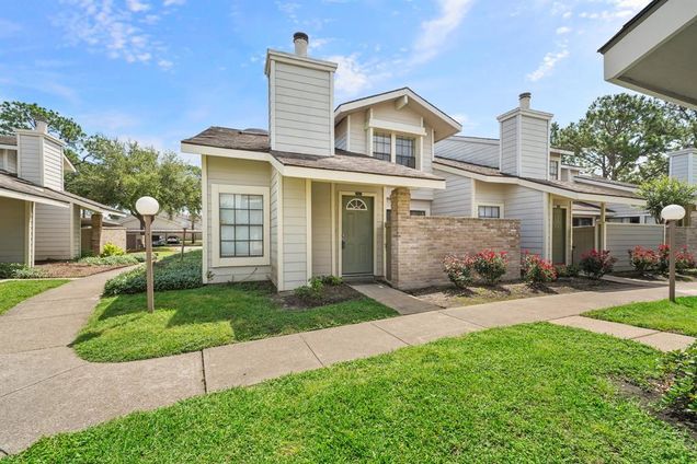 11889 Bob White Drive Unit 10-829 Houston, TX Townhouse Sold - Photo 1 of 1. Opens carousel modal