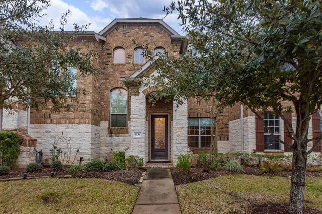 9158 Sunlight Oak Lane Houston, TX Townhouse Active - Photo 1 of 21. Opens carousel modal