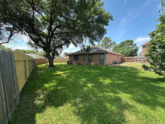 8207 Rustic Park Court