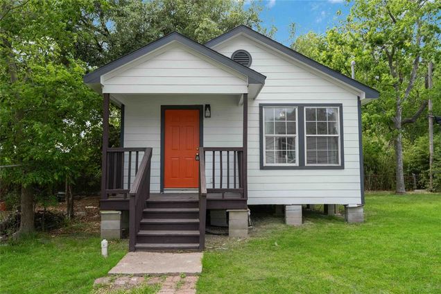 4505 Kress Street Unit A-B Houston, TX Multifamily Sold - Photo 1 of 1. Opens carousel modal