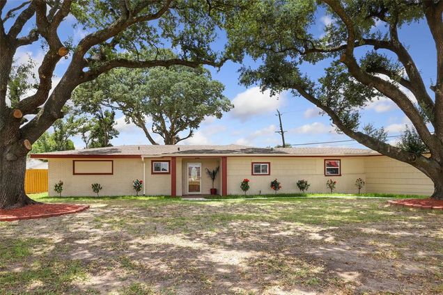 904 Horace Mann Ave Rosenberg, TX House Sold - Photo 1 of 1. Opens carousel modal