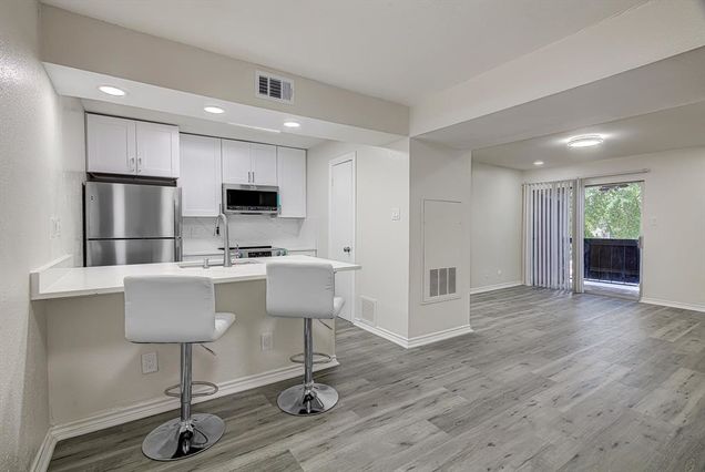 8201 Richmond Avenue Unit 10