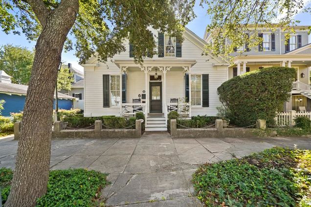 1107 Church Street