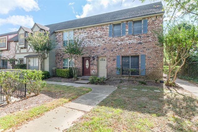 14711 Barryknoll Lane Unit 48 Houston, TX Townhouse Sold - Photo 1 of 1. Opens carousel modal