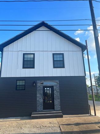 3140 Webster Houston, TX Multifamily Active - Photo 1 of 33. Opens carousel modal