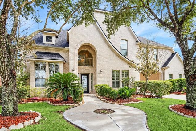 19731 Mission Pines Lane