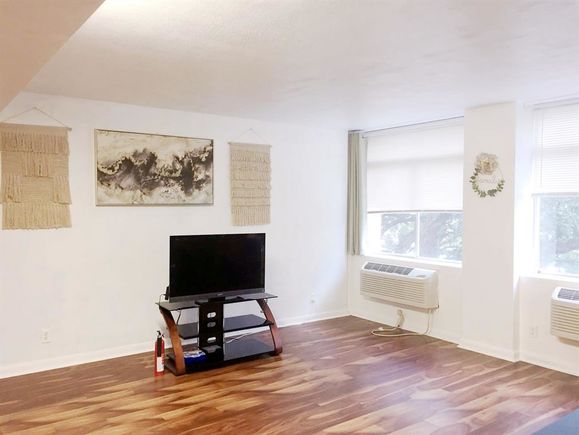 7520 Hornwood Drive Unit 303