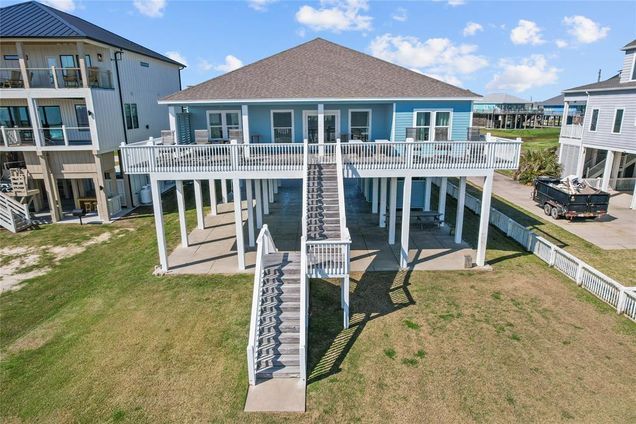3026 Copacabana Drive Crystal Beach, TX House Active - Photo 1 of 27. Opens carousel modal