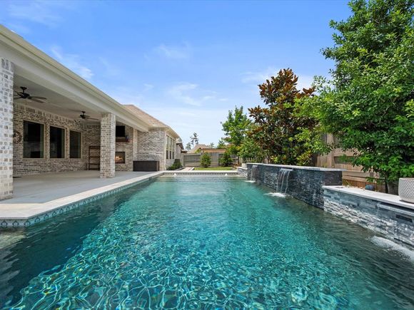 17511 Autumn Leaves Drive Conroe, TX House Active - Photo 1 of 49. Opens carousel modal