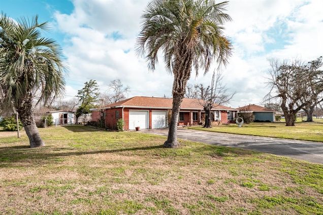 106 Cabaniss Avenue Baytown, TX House Sold - Photo 1 of 1. Opens carousel modal