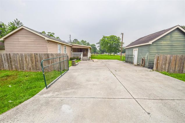 5819 Benny Street Rosharon, TX House Sold - Photo 1 of 1. Opens carousel modal