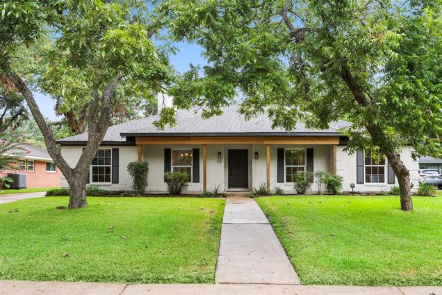 531 Alcorn Street Sugar Land, TX House Sold - Photo 1 of 1. Opens carousel modal