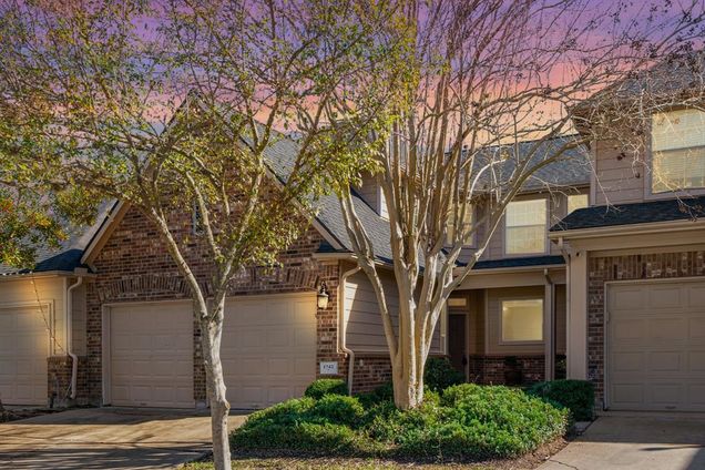 1742 Pepper Hill Lane