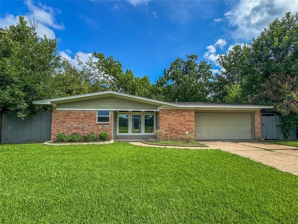2309 Bayou Drive League City, TX House Active - Photo 1 of 30. Opens carousel modal
