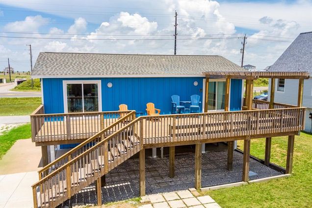21211 Gulf Drive