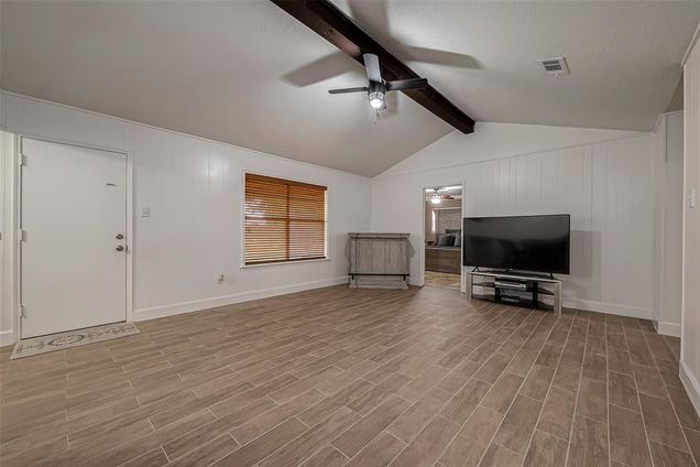 4401 Lariat Drive