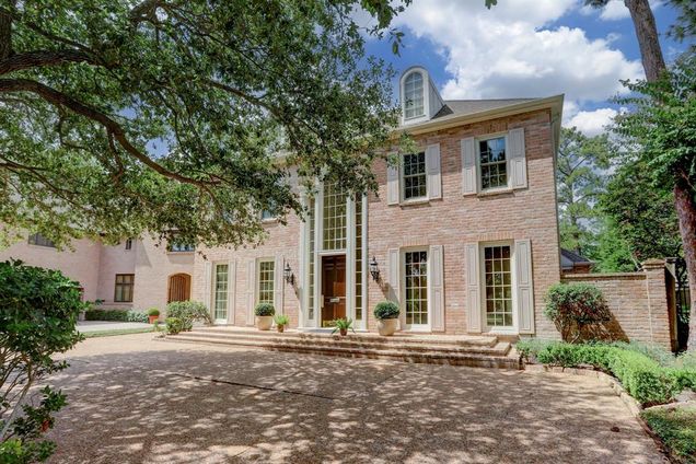 6002 Park Circle Drive Houston, TX House Sold - Photo 1 of 1. Opens carousel modal